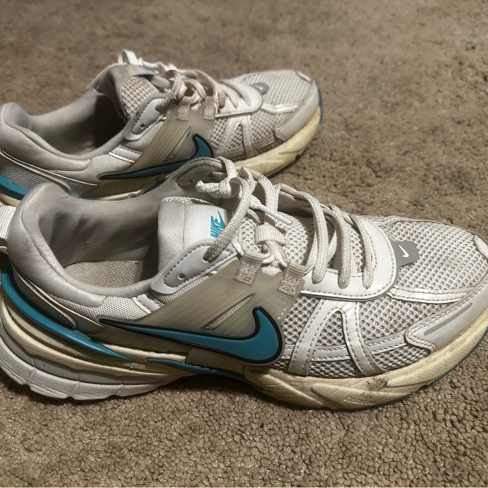 Nike Women's White and Teal Sneakers